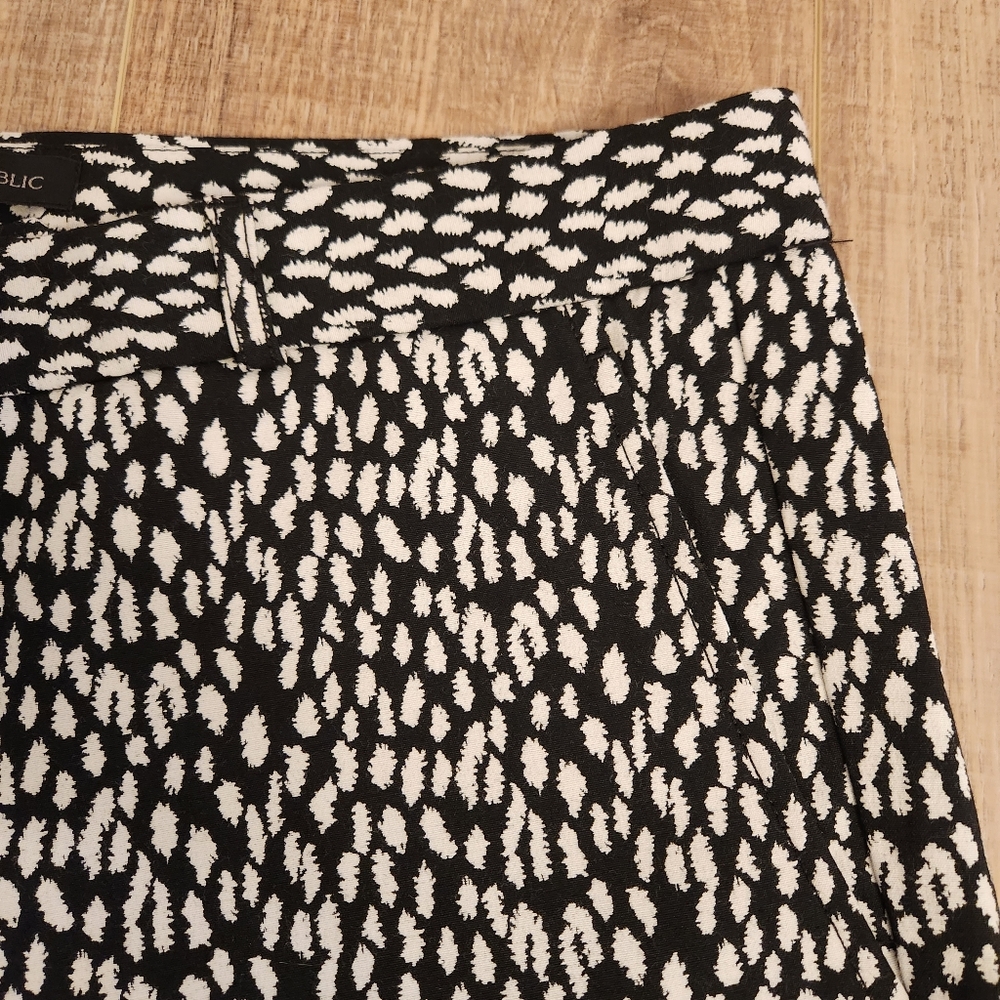 NWT Banana Republic Women's 10 Black & White Slim Dot Print Dress Pants Classic - Picture 4 of 11